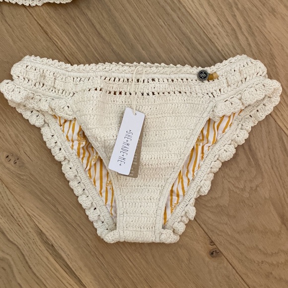 BNWTs Bikini by She Made Me . Crochet . Size medium - Picture 2 of 12